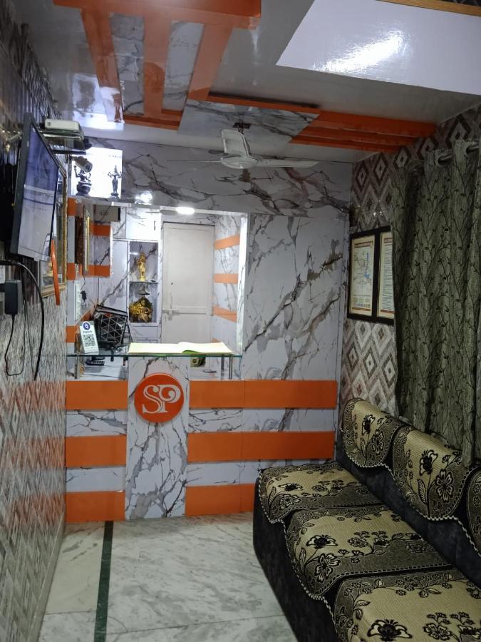 Hotel Swarajya Palace Агра Екстер'єр фото