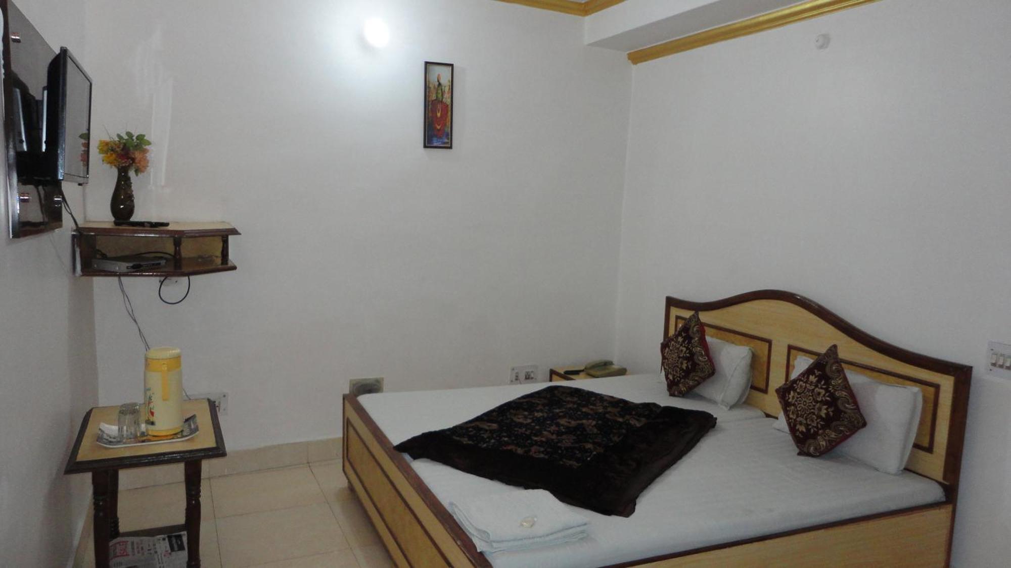 Hotel Swarajya Palace Агра Екстер'єр фото