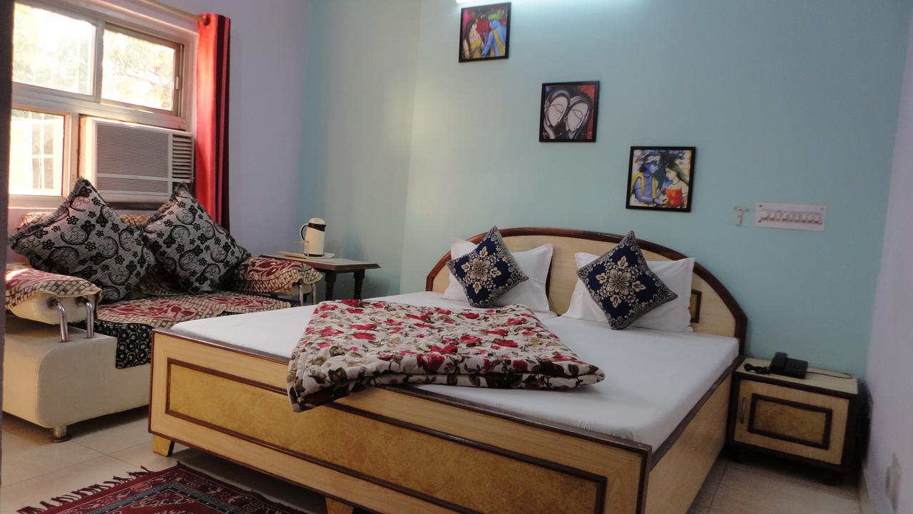 Hotel Swarajya Palace Агра Екстер'єр фото